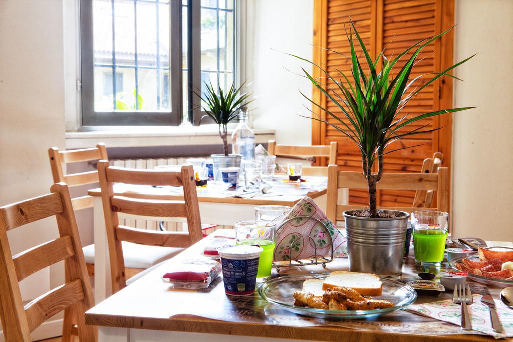 Bed and breakfast Le Due Corti Milano Extérieur photo