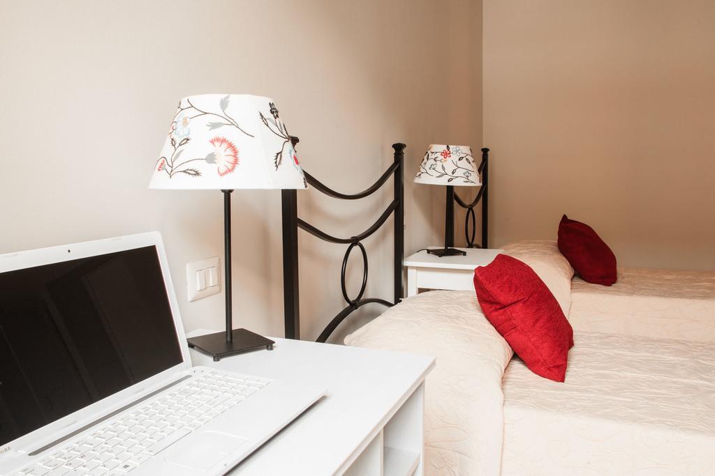 Bed and breakfast Le Due Corti Milano Chambre photo