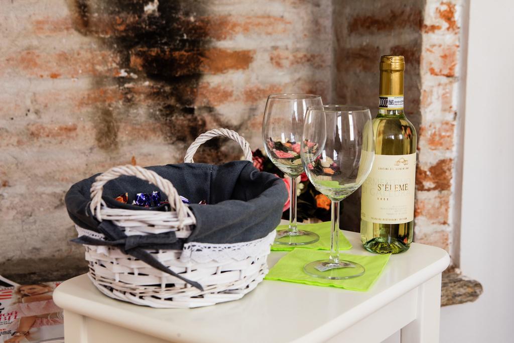 Bed and breakfast Le Due Corti Milano Chambre photo
